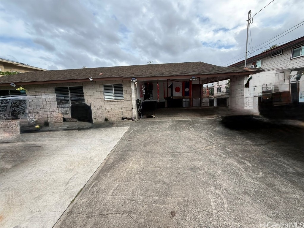 1211 Peterson Lane