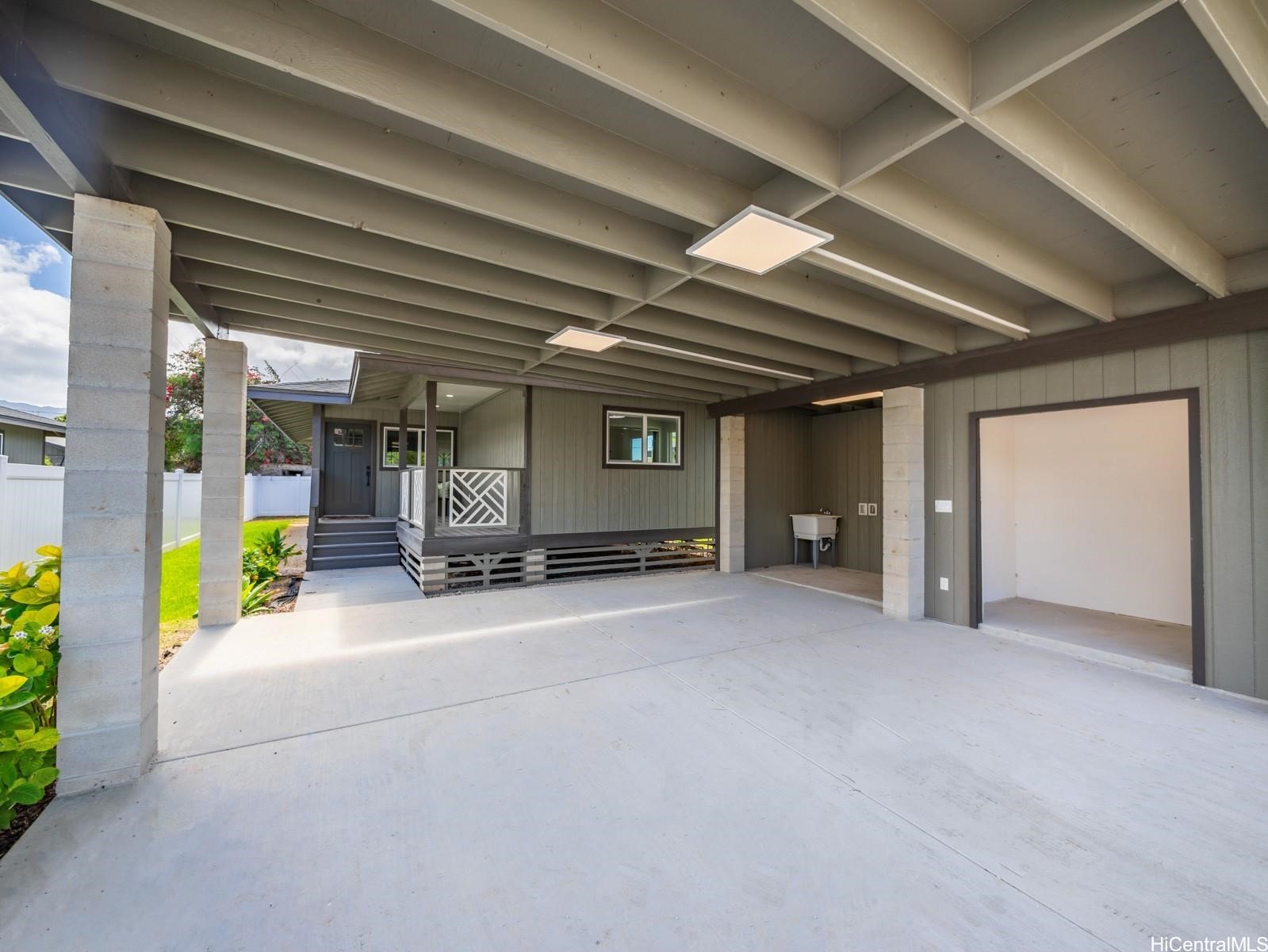 87-274 Saint Johns Road