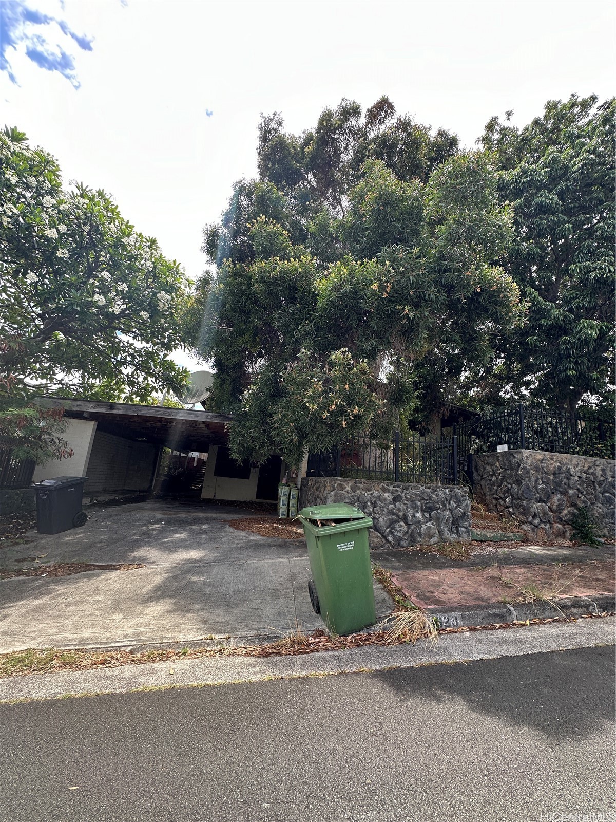 1328 Ainapua Street