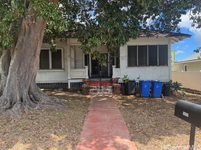 1695 Mott Smith Drive