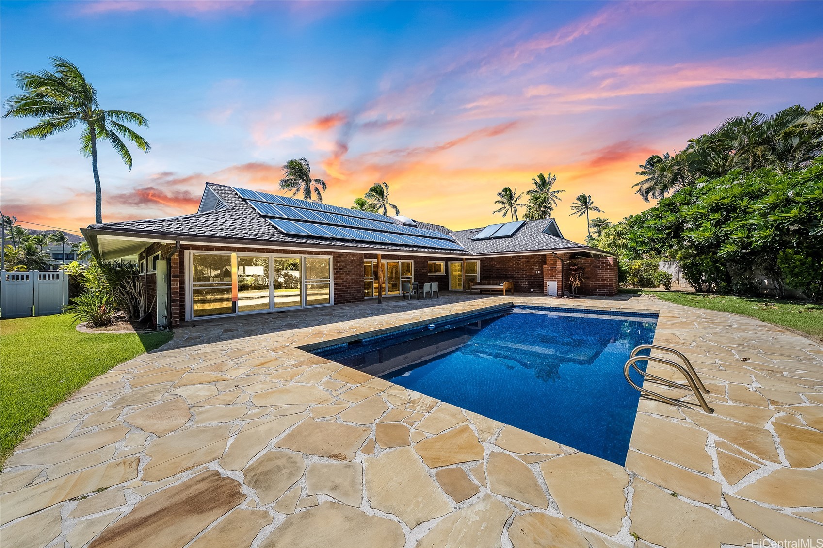 101 Kailuana Place