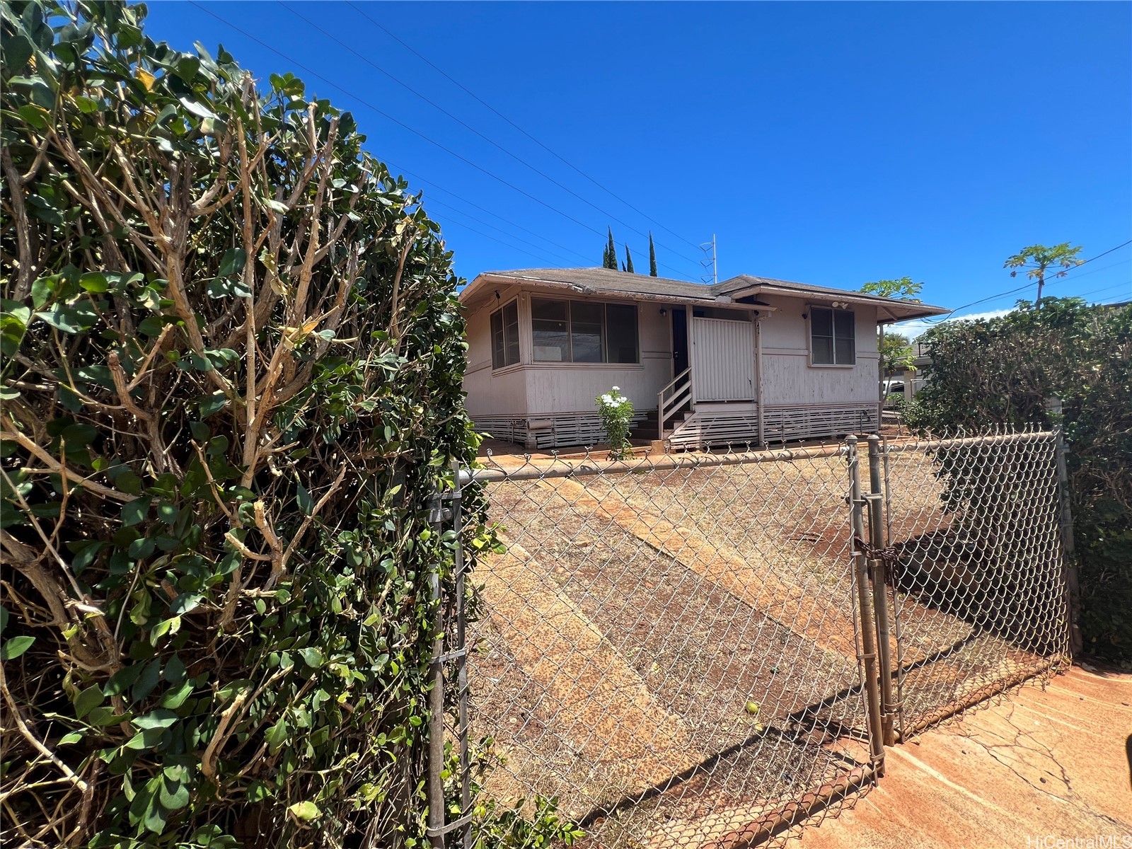 98-118 Kauhihau Place