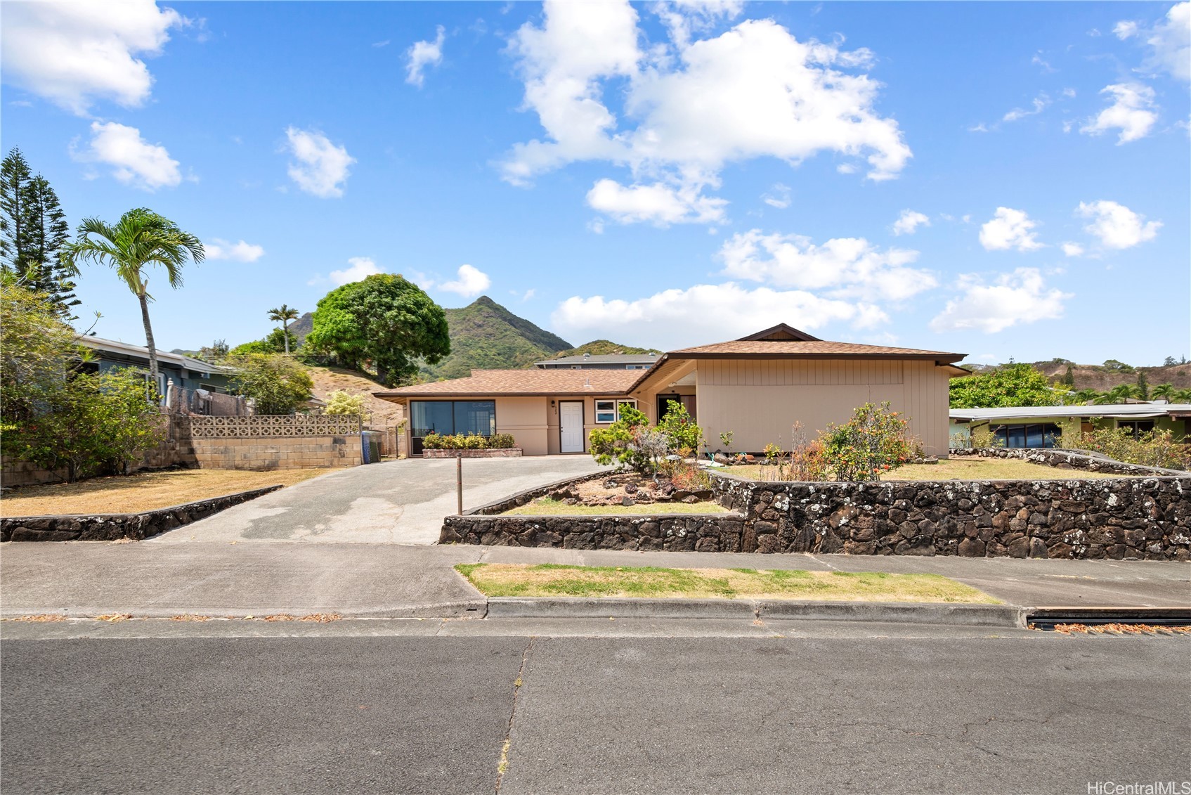322 Keolu Drive