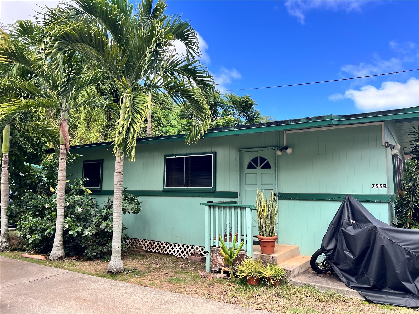 41-755 Kumuhau Street