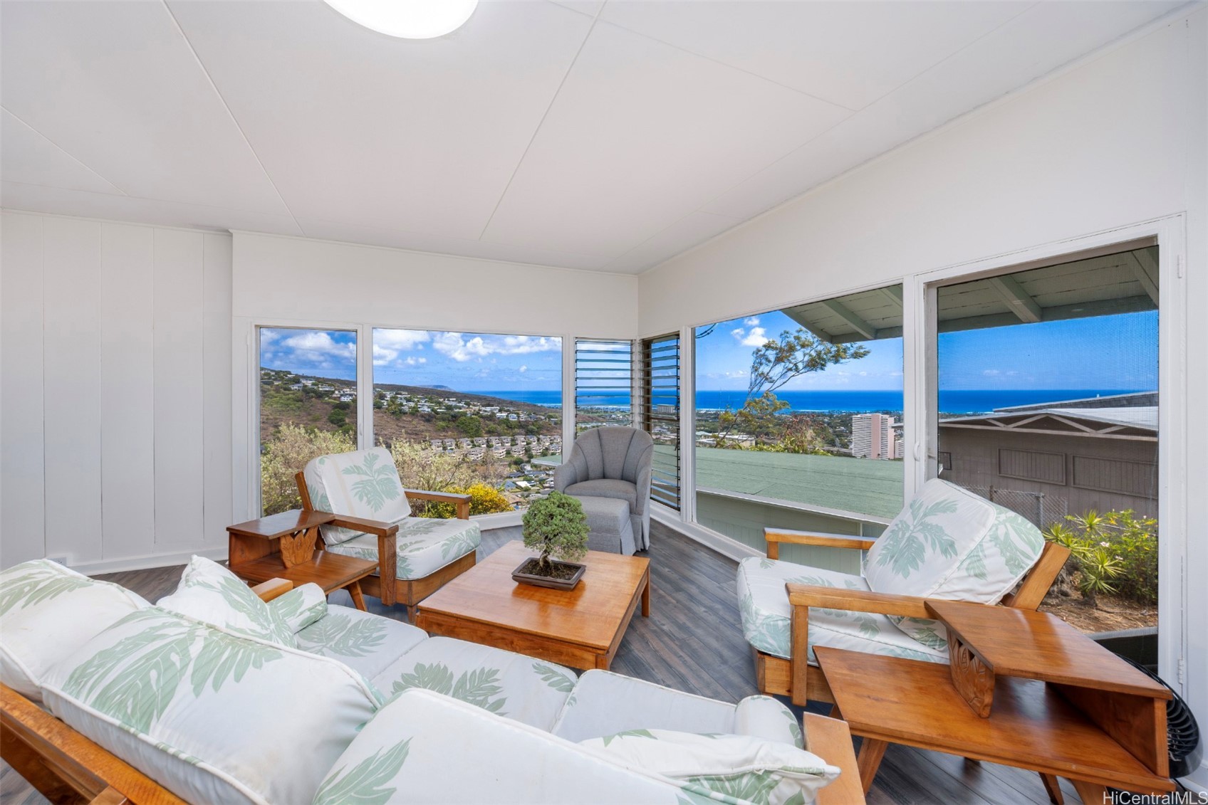 1627 Paula Drive