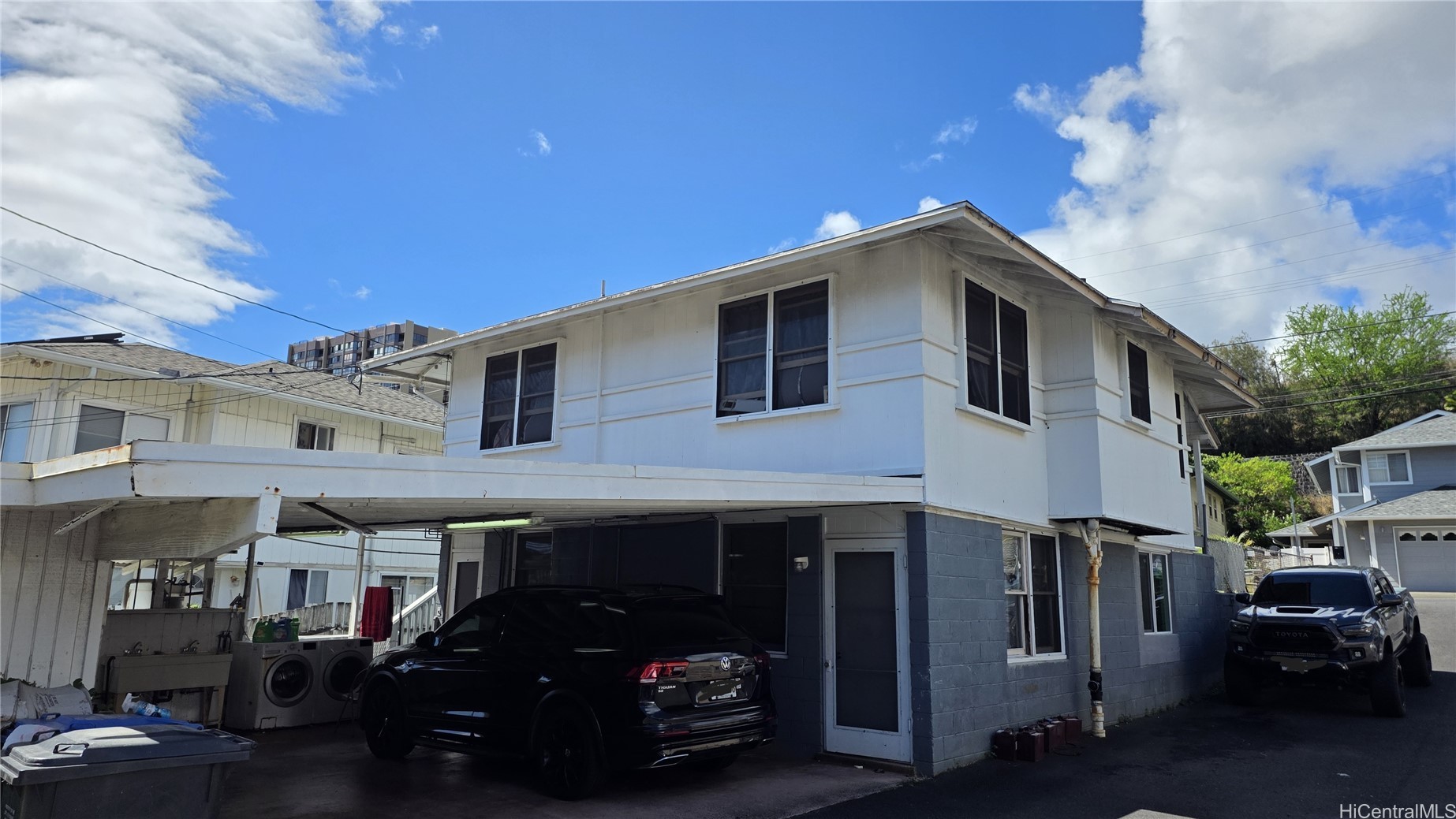 2143 Booth Road