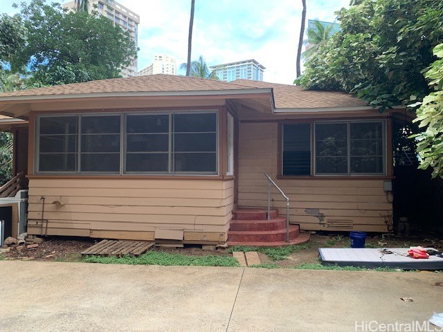 419 Pau Street
