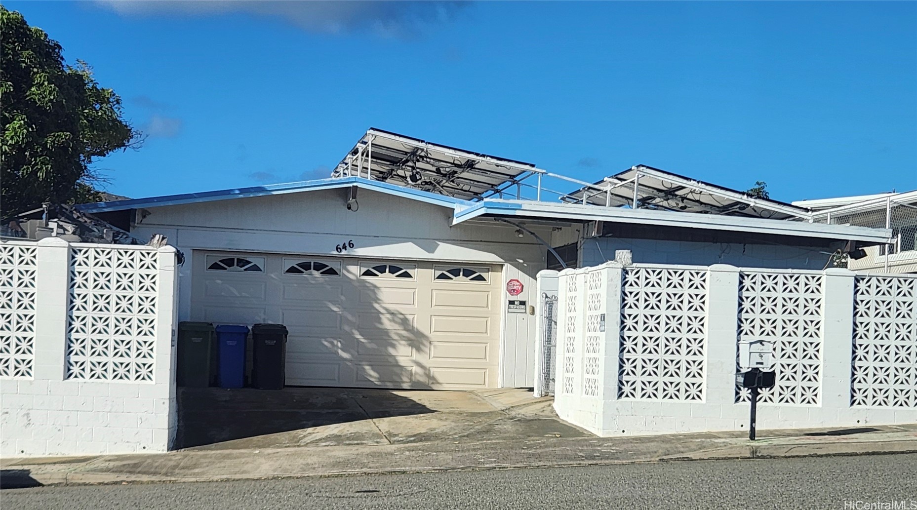 646 Waikanaloa Street