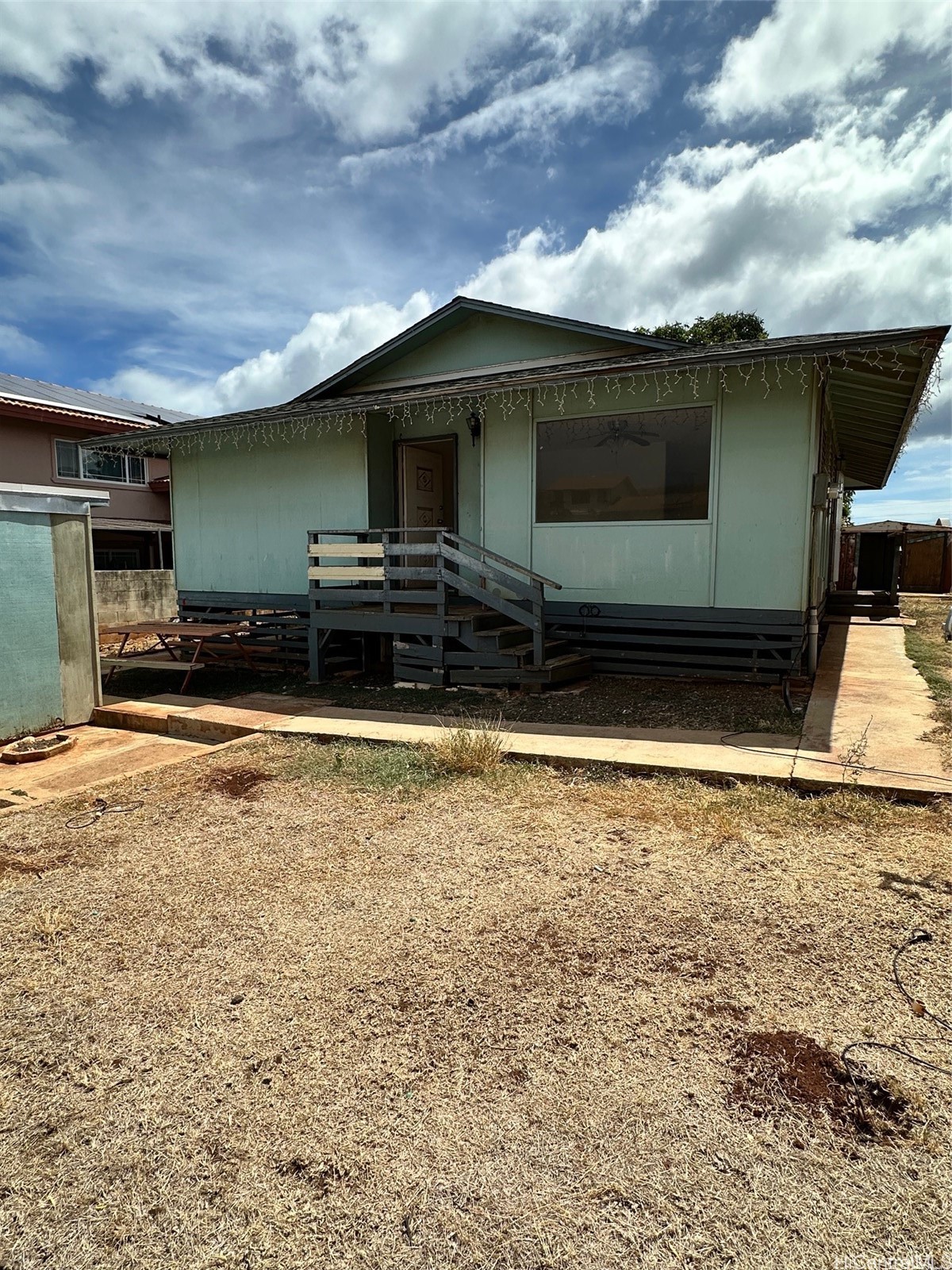 92-695 Paakai St. Paakai Street