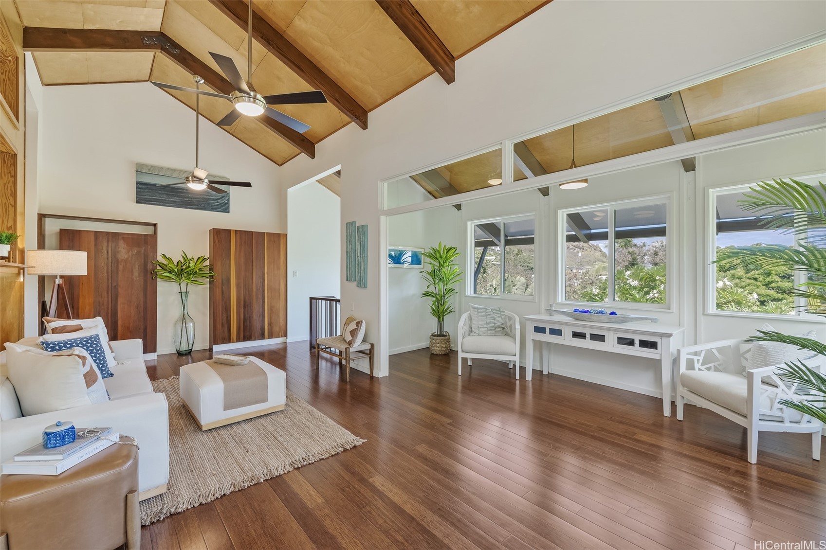 322 Lapa Place