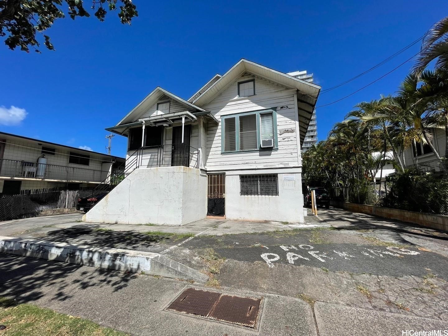 1542 Keeaumoku Street