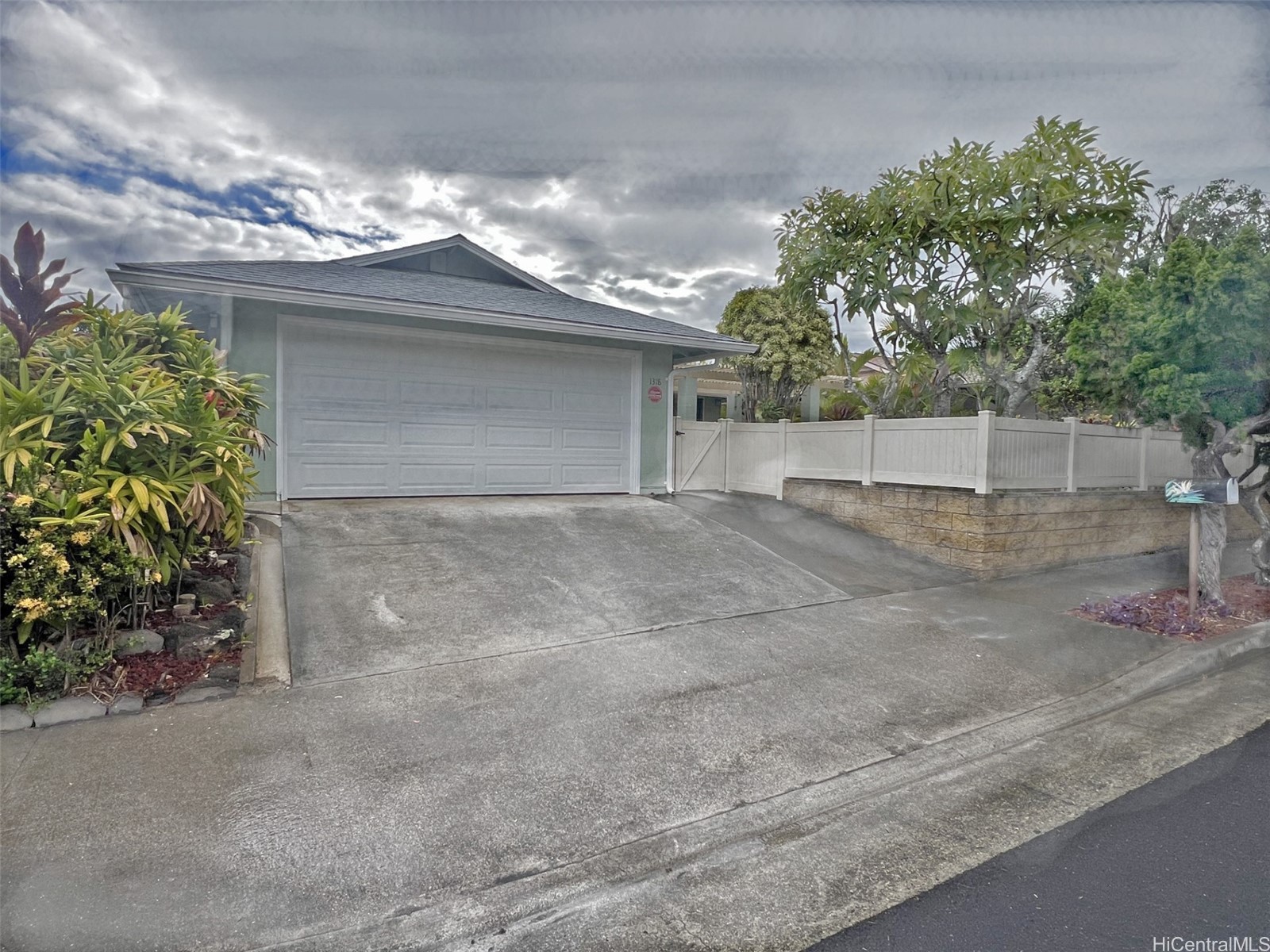 1318 Akele Street