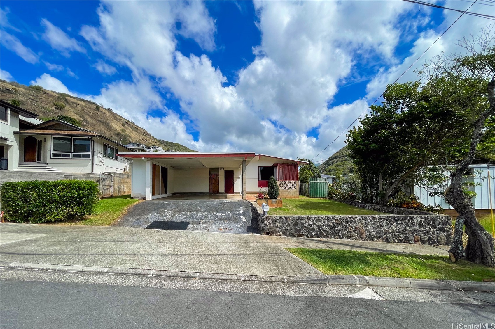 1424 Ala Hoku Place