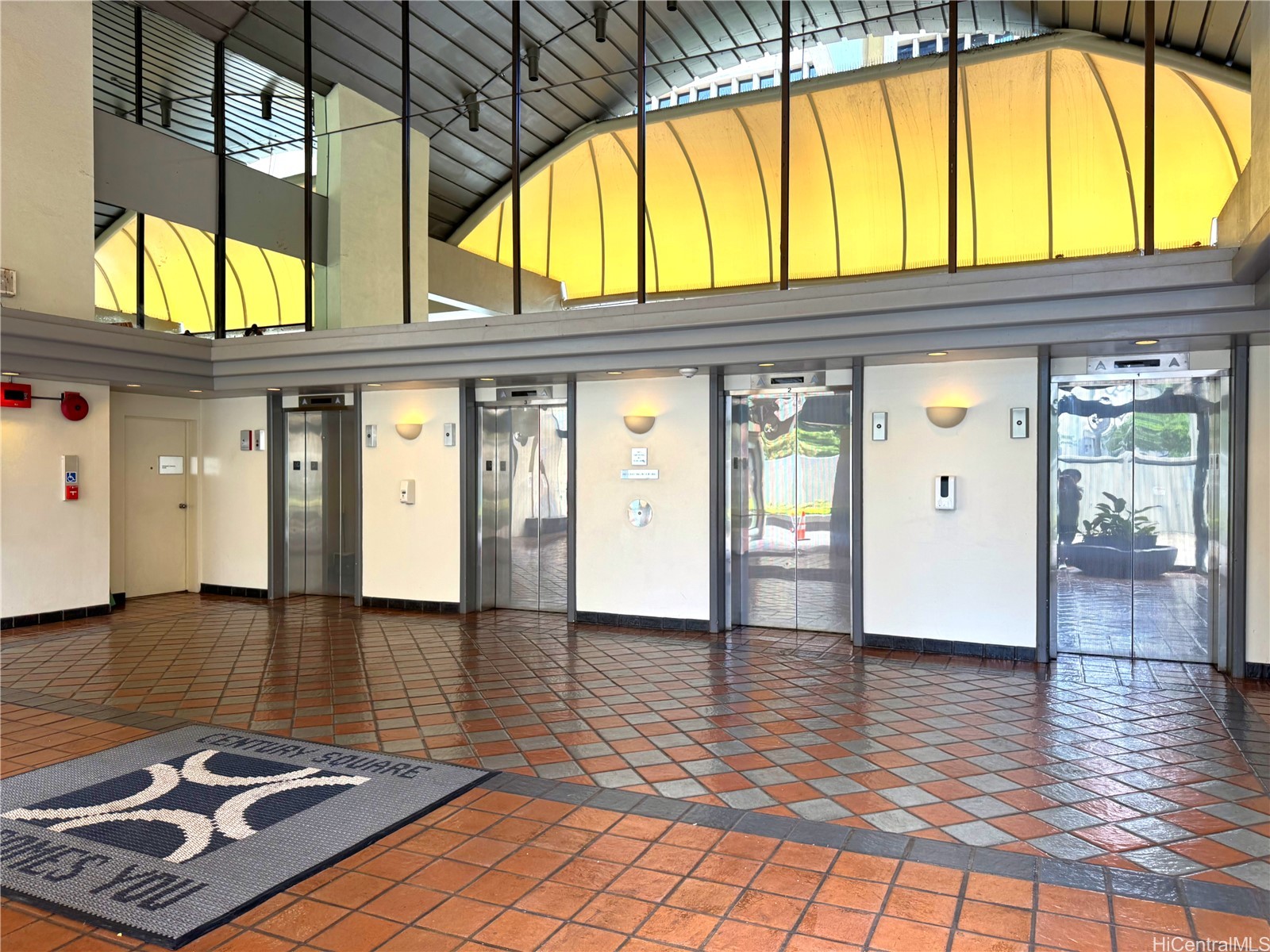 センチュリー・スクエア