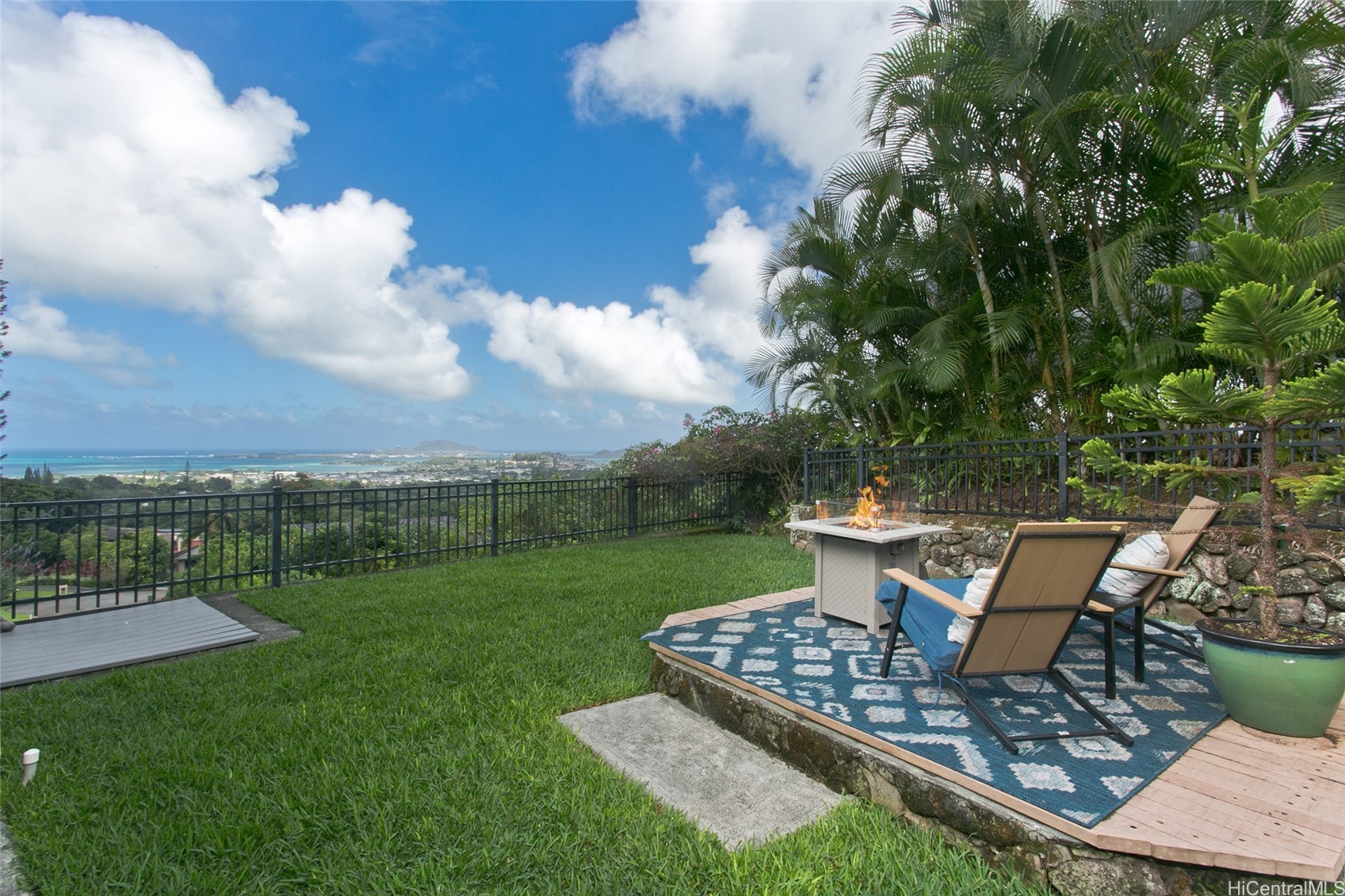 46-450 Hulupala Place