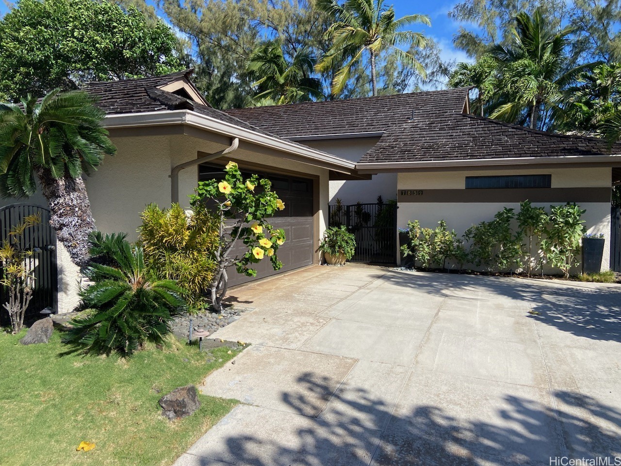 7832 Makaaoa Place