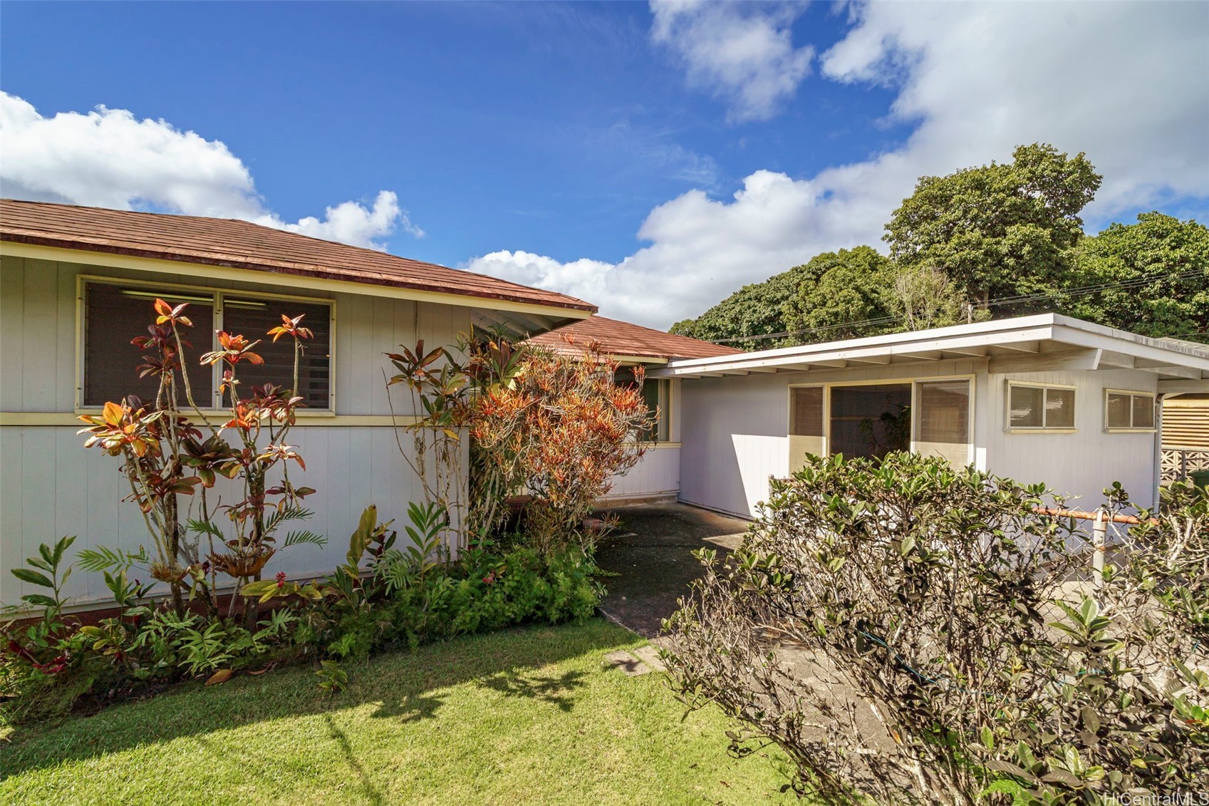 11 Nanea Avenue