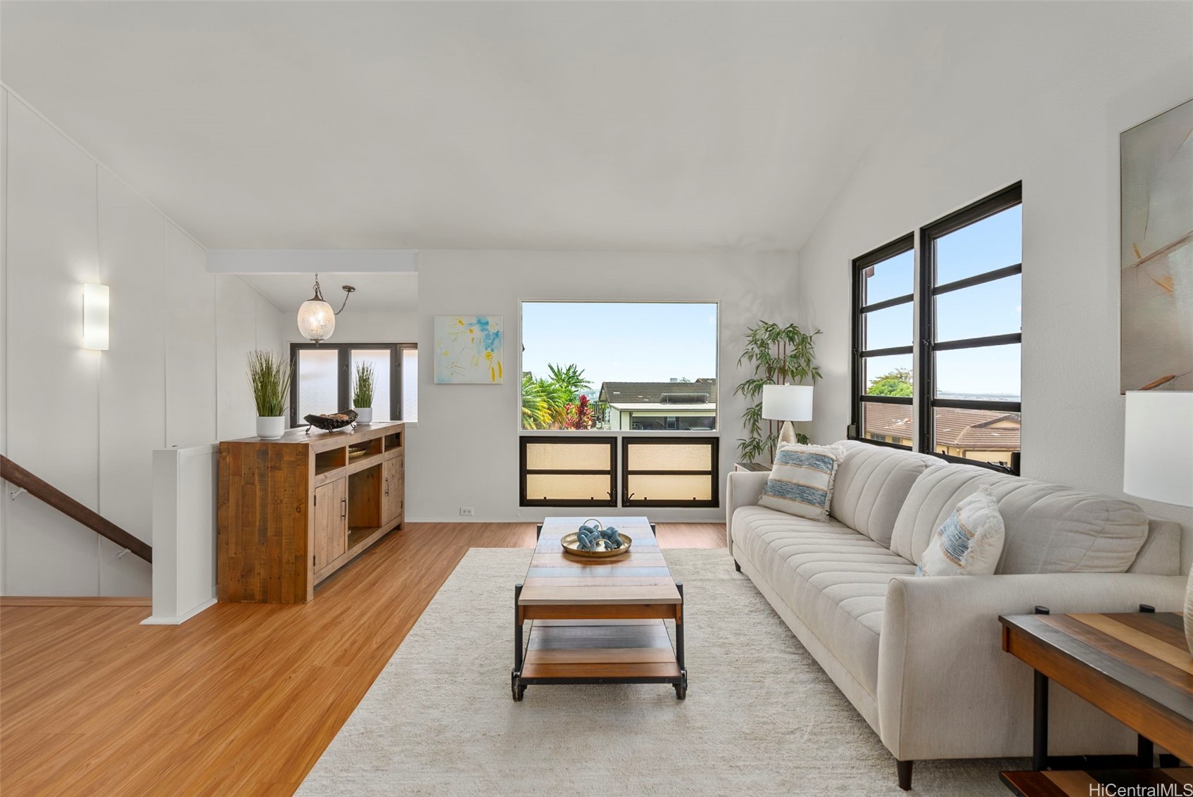 98-1794 Kupukupu Street