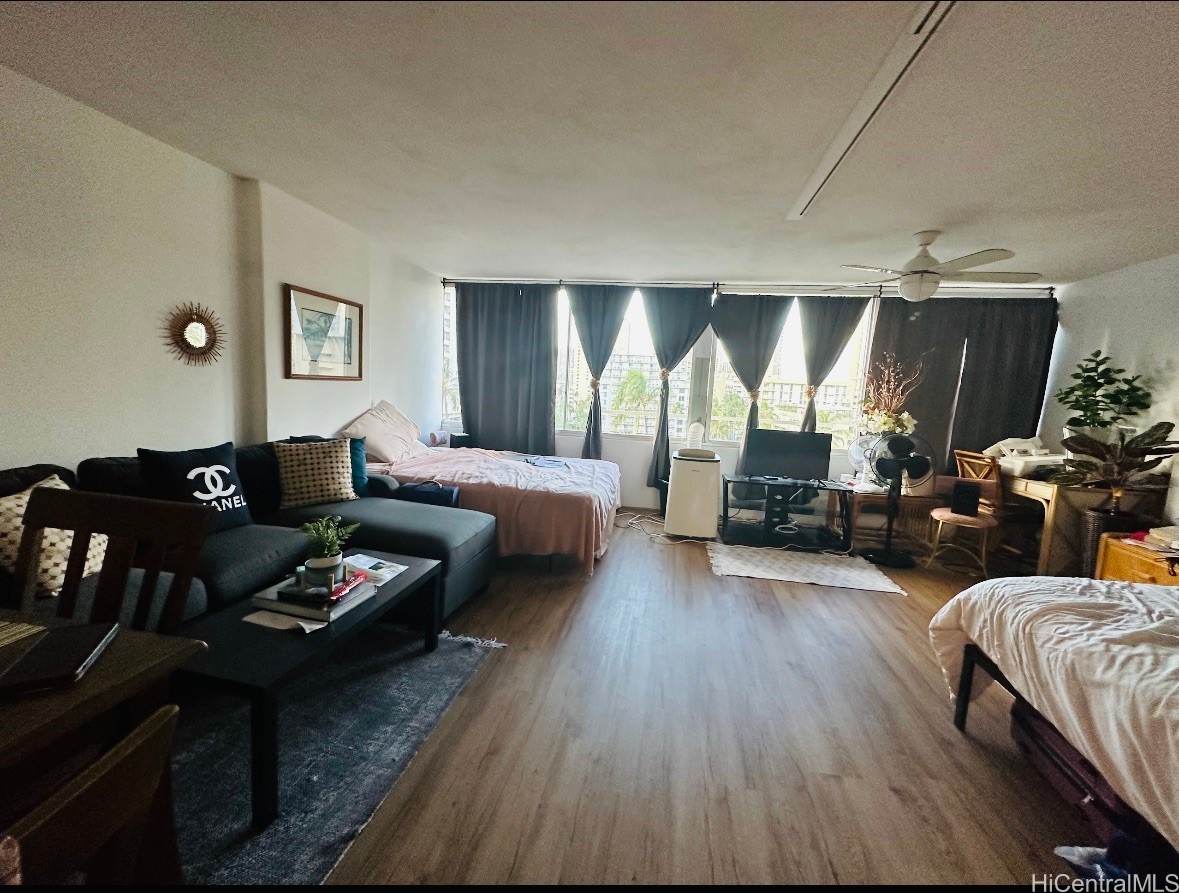 シーサイド・タワーズ