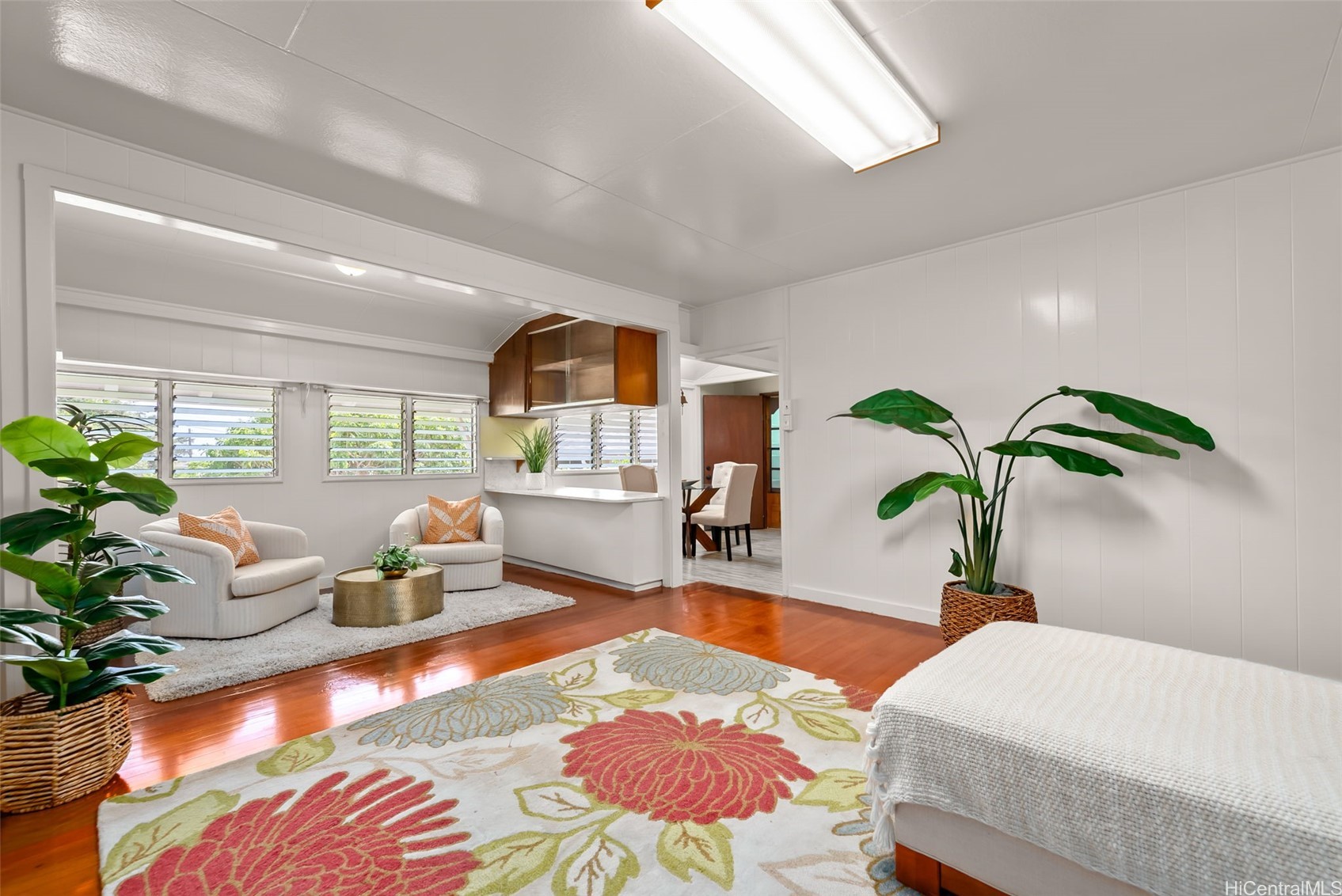 カカアコ・ダウンタウン | 1029 Mamalu Place, Honolulu, HI 96817
