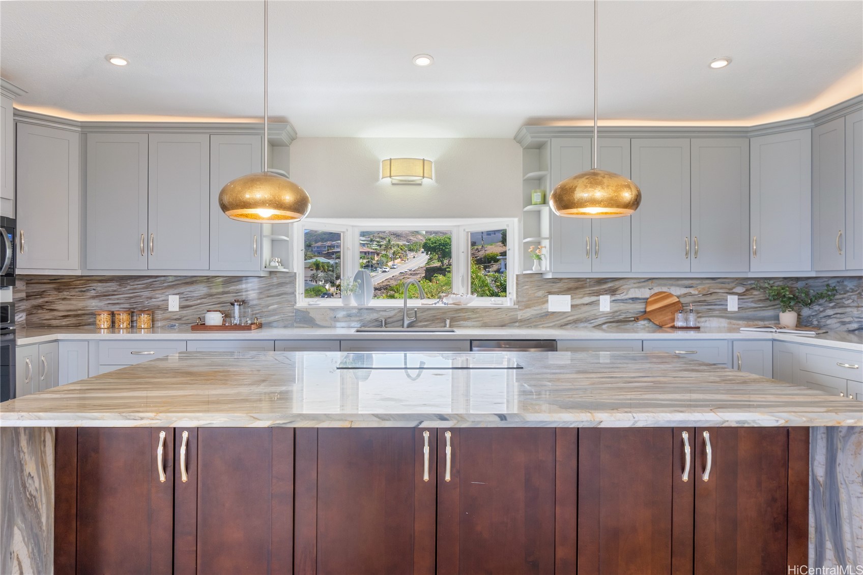 ハワイカイ | 1062 Hoa Street, Honolulu, HI 96825