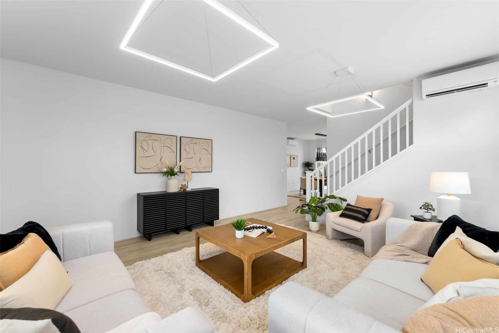 94-1160 Halelaukoa Drive