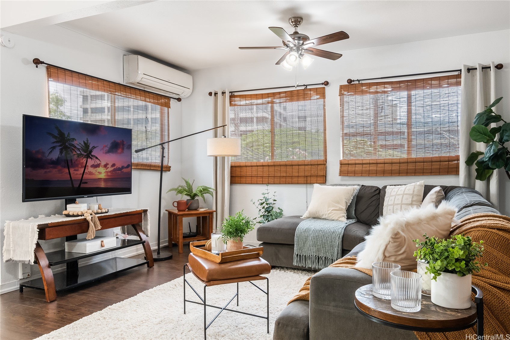 1506 Frear Street, Honolulu, HI 96813