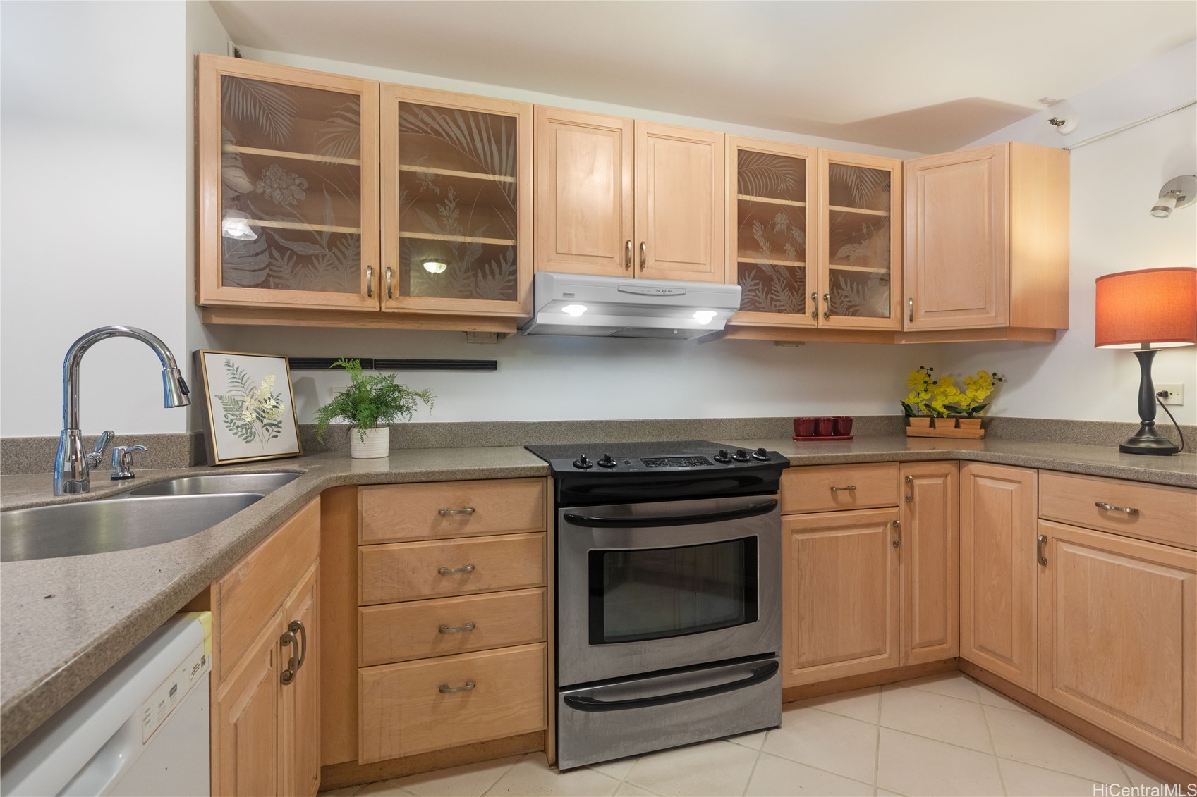 38 Judd Street, Honolulu, HI 96817