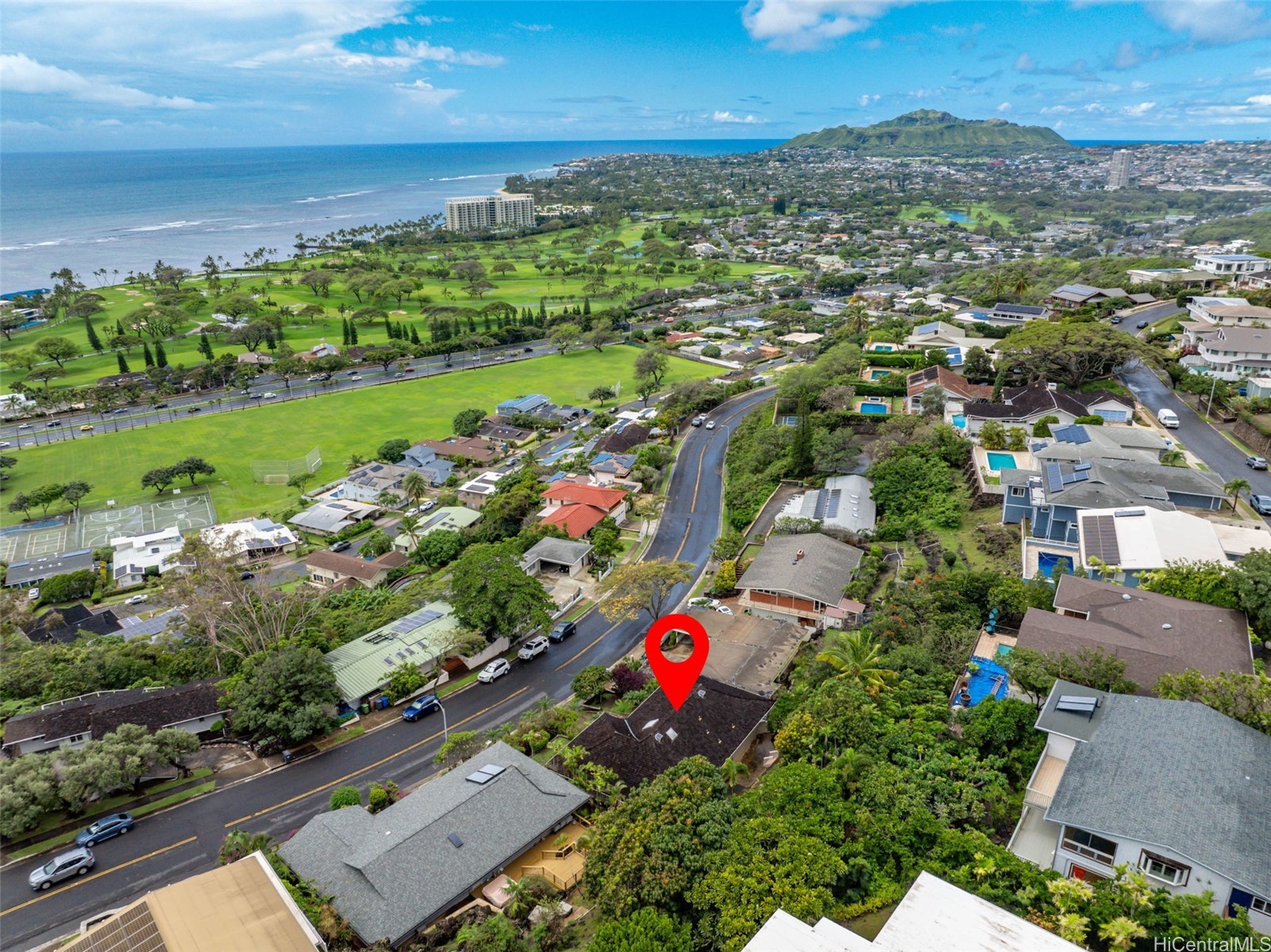 カハラ・ワイアラエ | 1350 Laukahi Street, Honolulu, HI 96821
