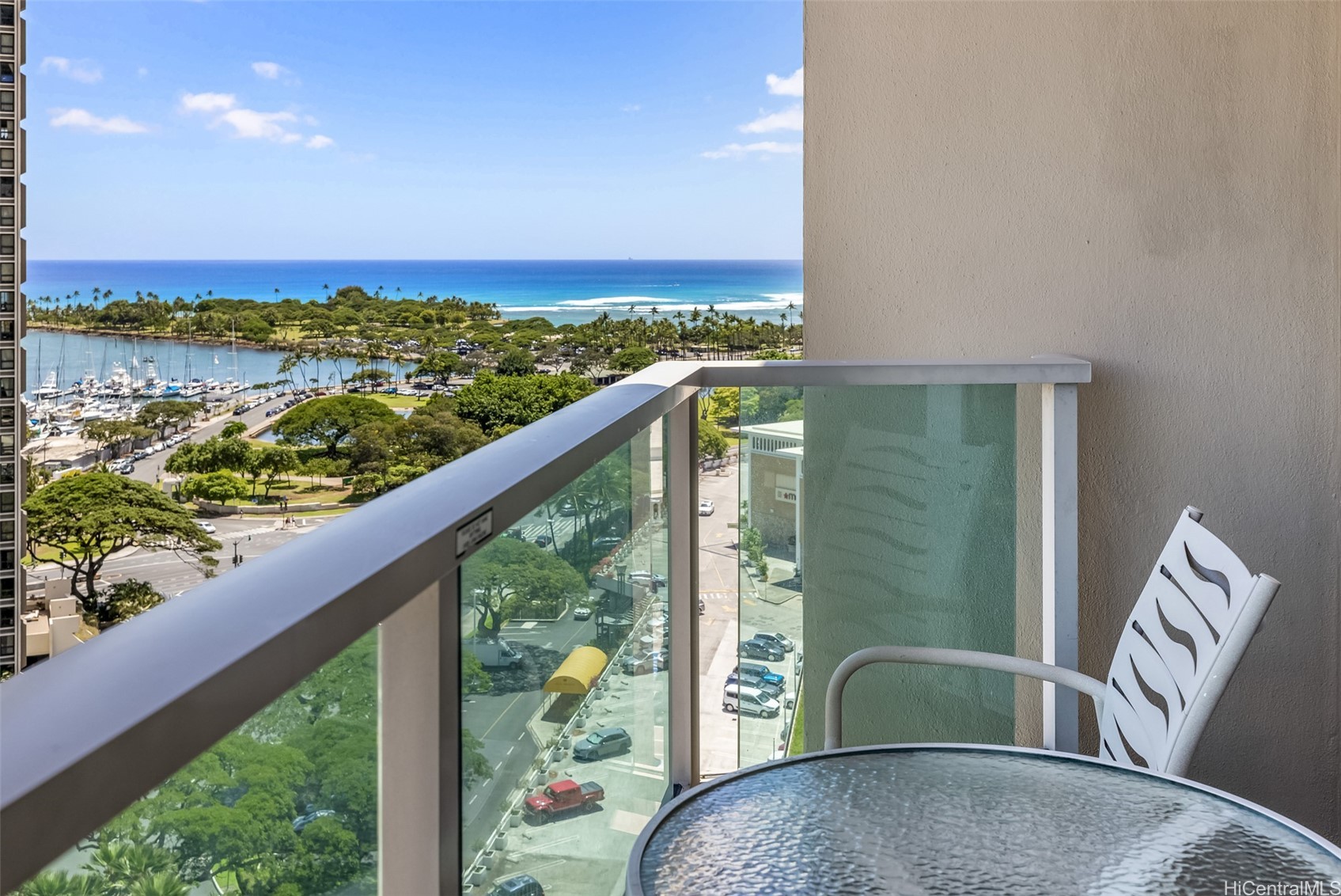 アラモアナ | 410 Atkinson Drive, Honolulu, HI 96814