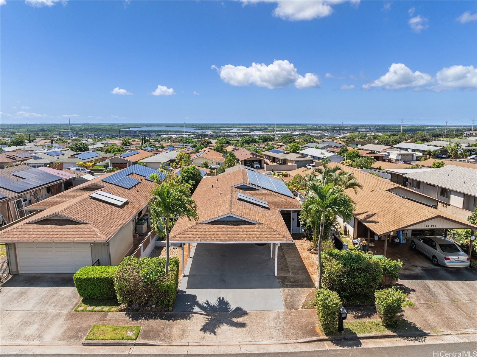 ソルトレイク | 94-703 Kime Street, Waipahu, HI 96797