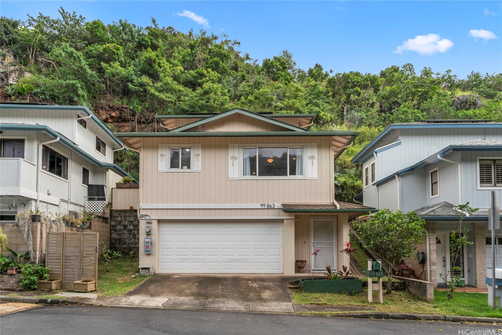 ソルトレイク | 99-863 Meaala Street, Aiea, HI 96701