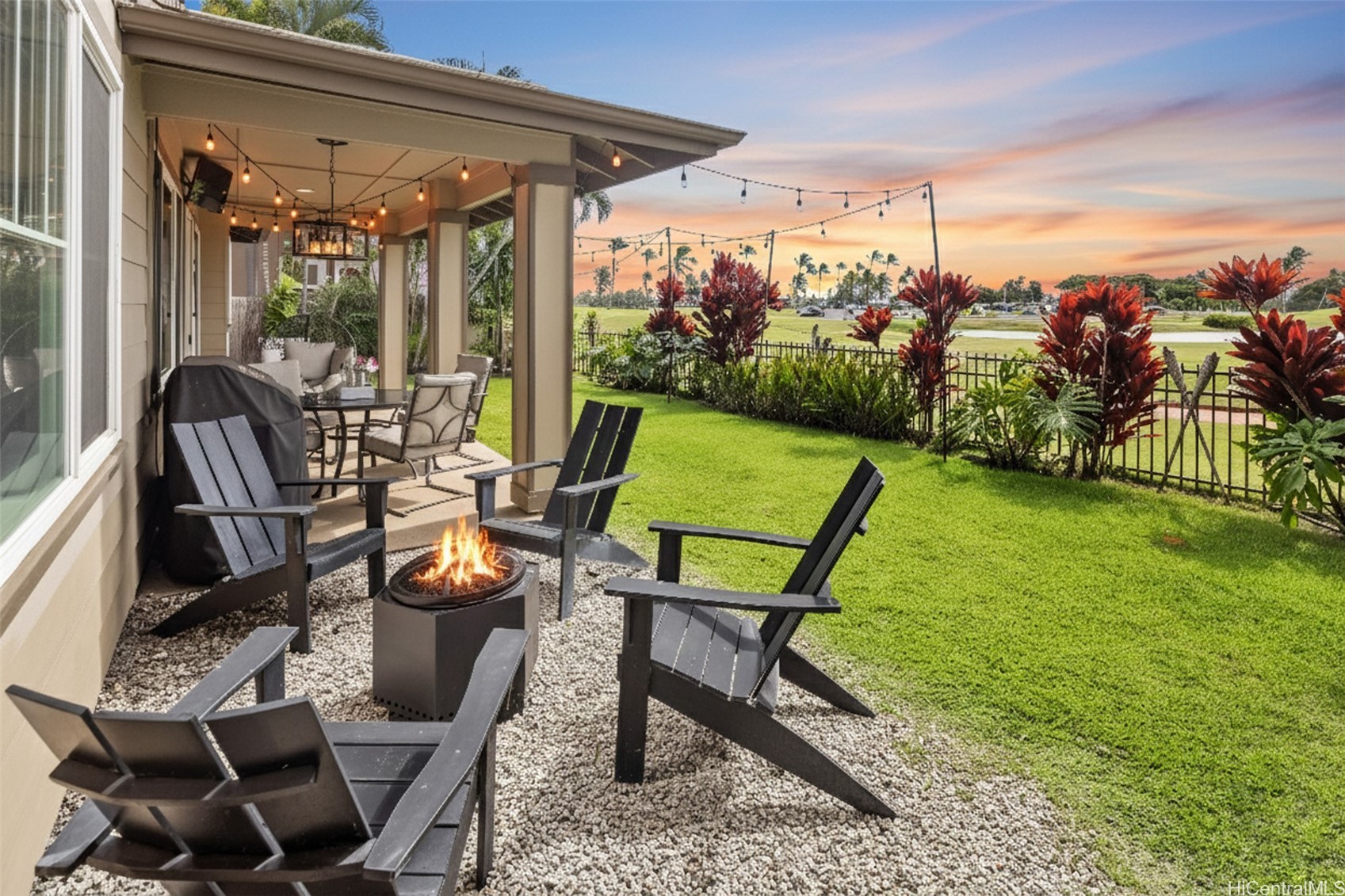 エバ | 91-1251 Kuanoo Street, Ewa Beach, HI 96706