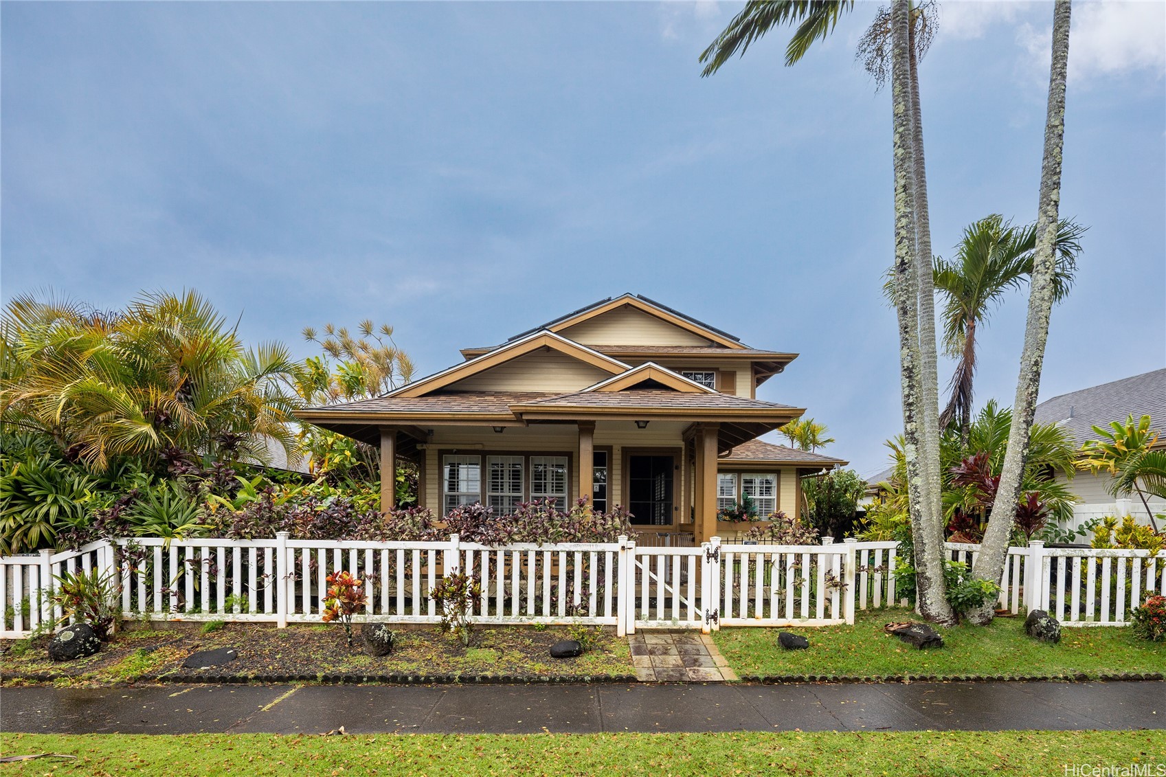 ソルトレイク | 95-1003 Puulu Street, Mililani, HI 96789