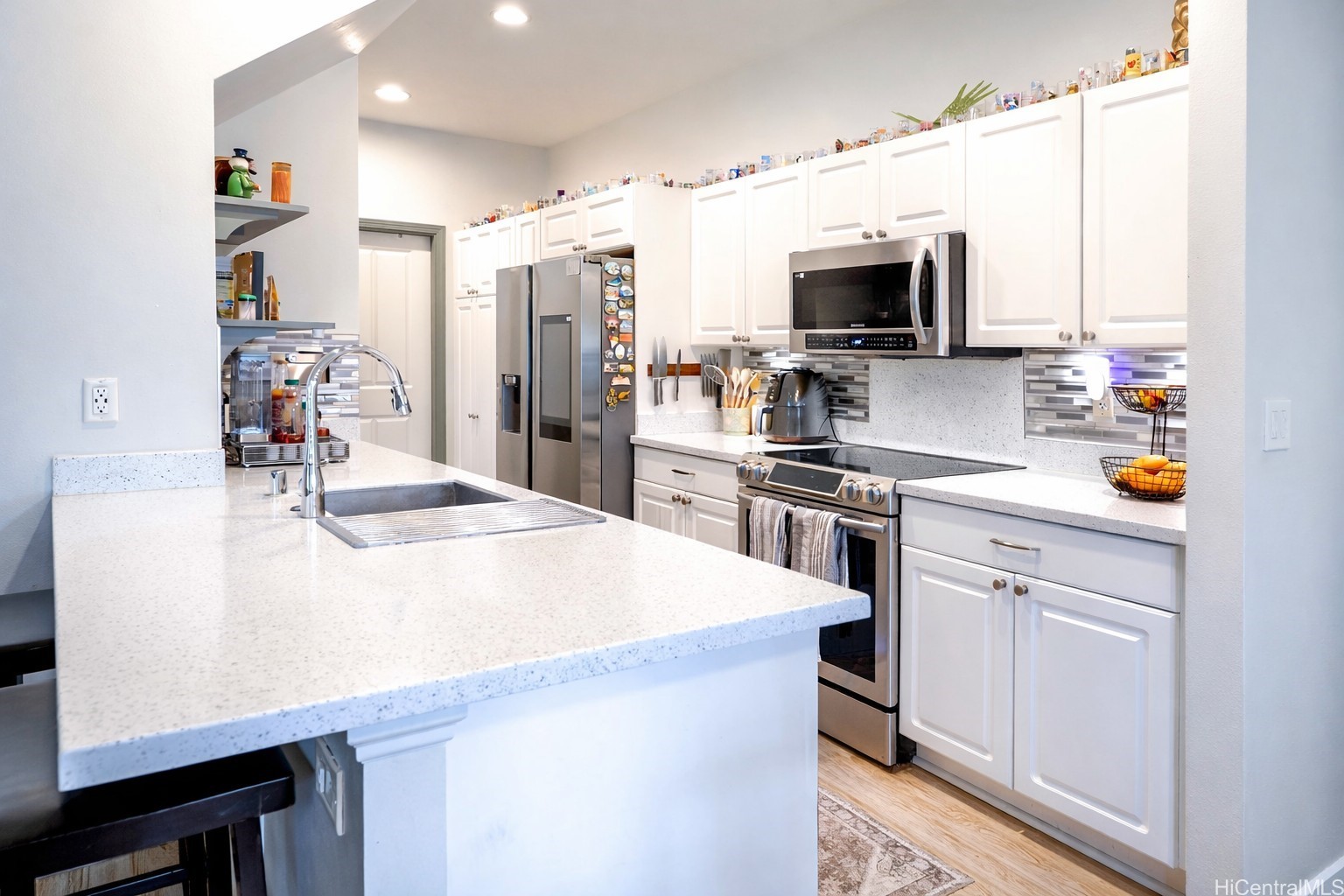 エバ | 91-6221 Kapolei Parkway, Ewa Beach, HI 96706