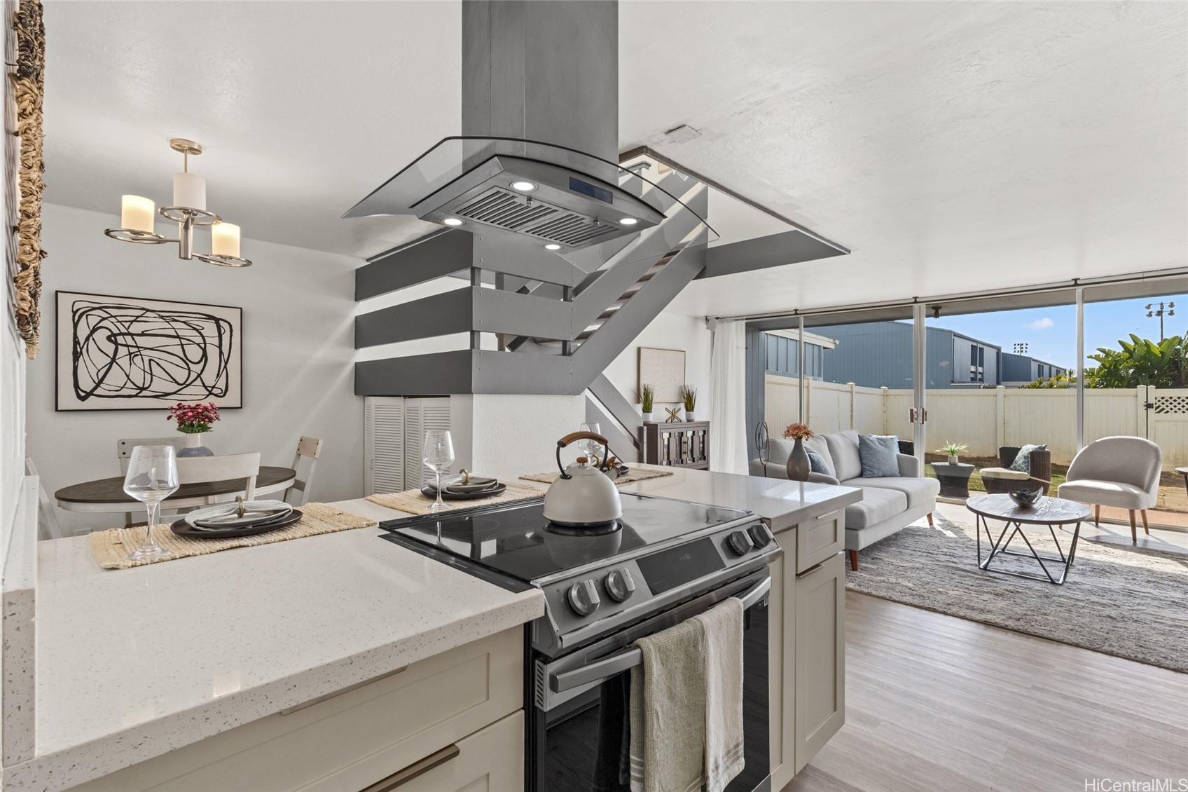 ソルトレイク | 95-118 Kipapa Drive, Mililani, HI 96789