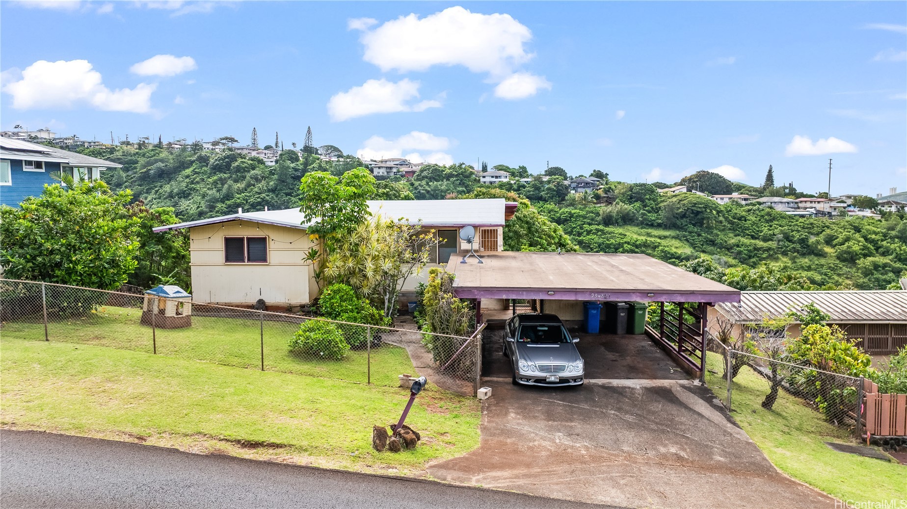 ソルトレイク | 99-821 Aiea Heights Drive, Aiea, HI 96701