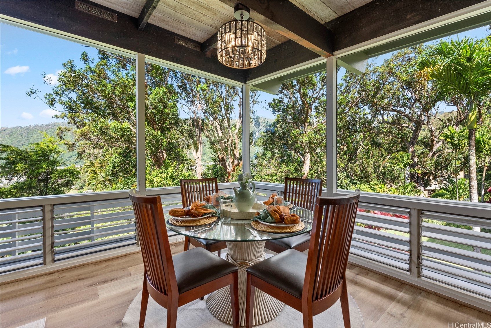 ワイキキ | 3629 Woodlawn Terrace Place, Honolulu, HI 96822