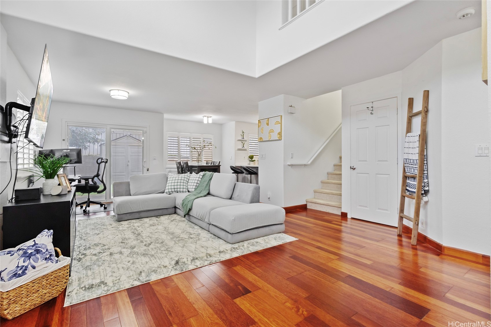 ソルトレイク | 94-1100 Pulelo Street, Waipahu, HI 96797