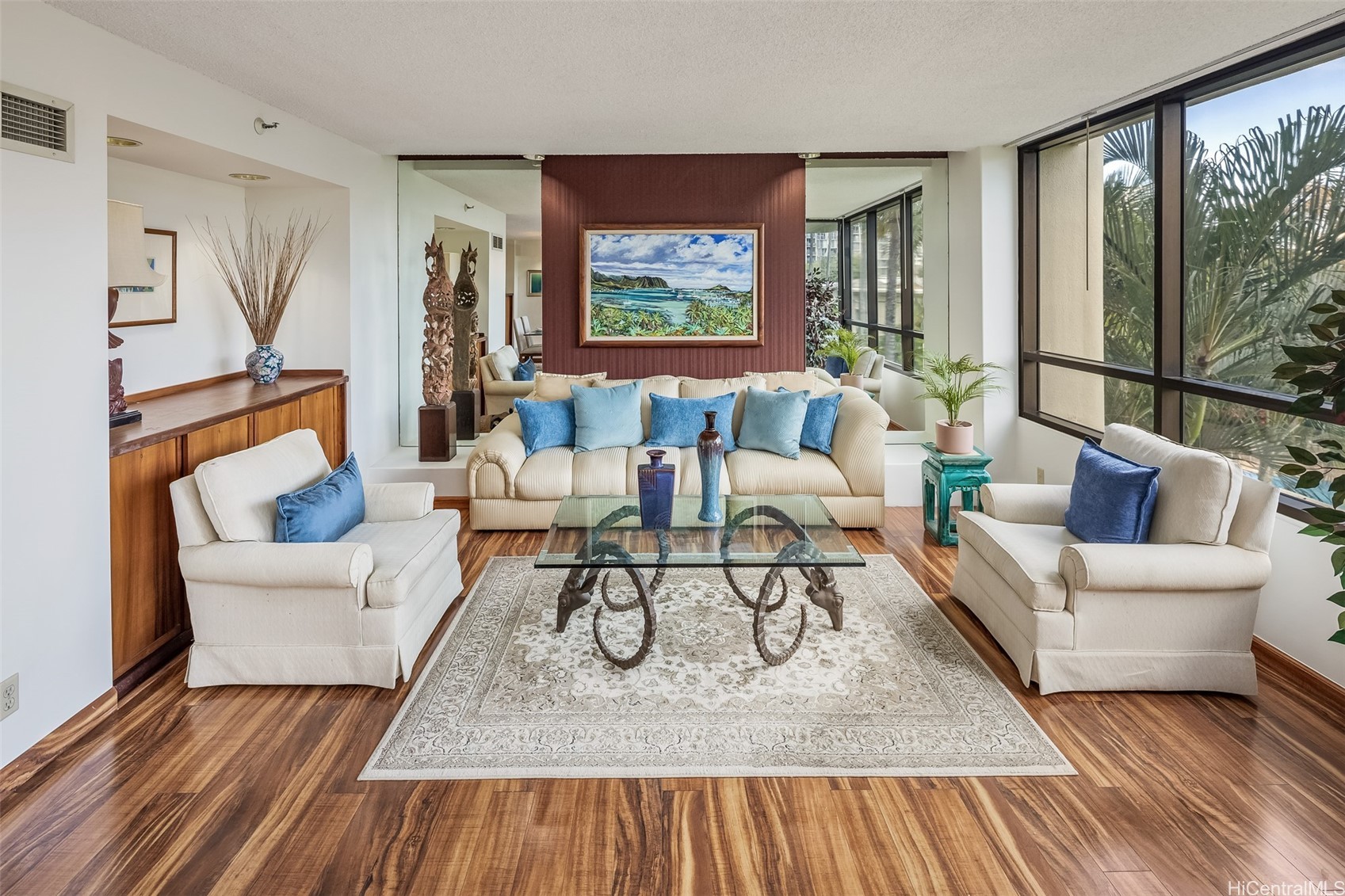 1525 Wilder Avenue, Honolulu, HI 96822