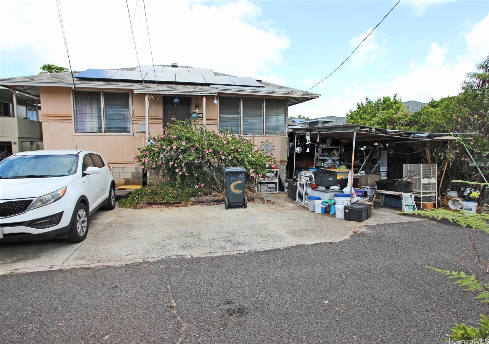 カハラ・ワイアラエ | 3465 Kaimuki Avenue, Honolulu, HI 96816