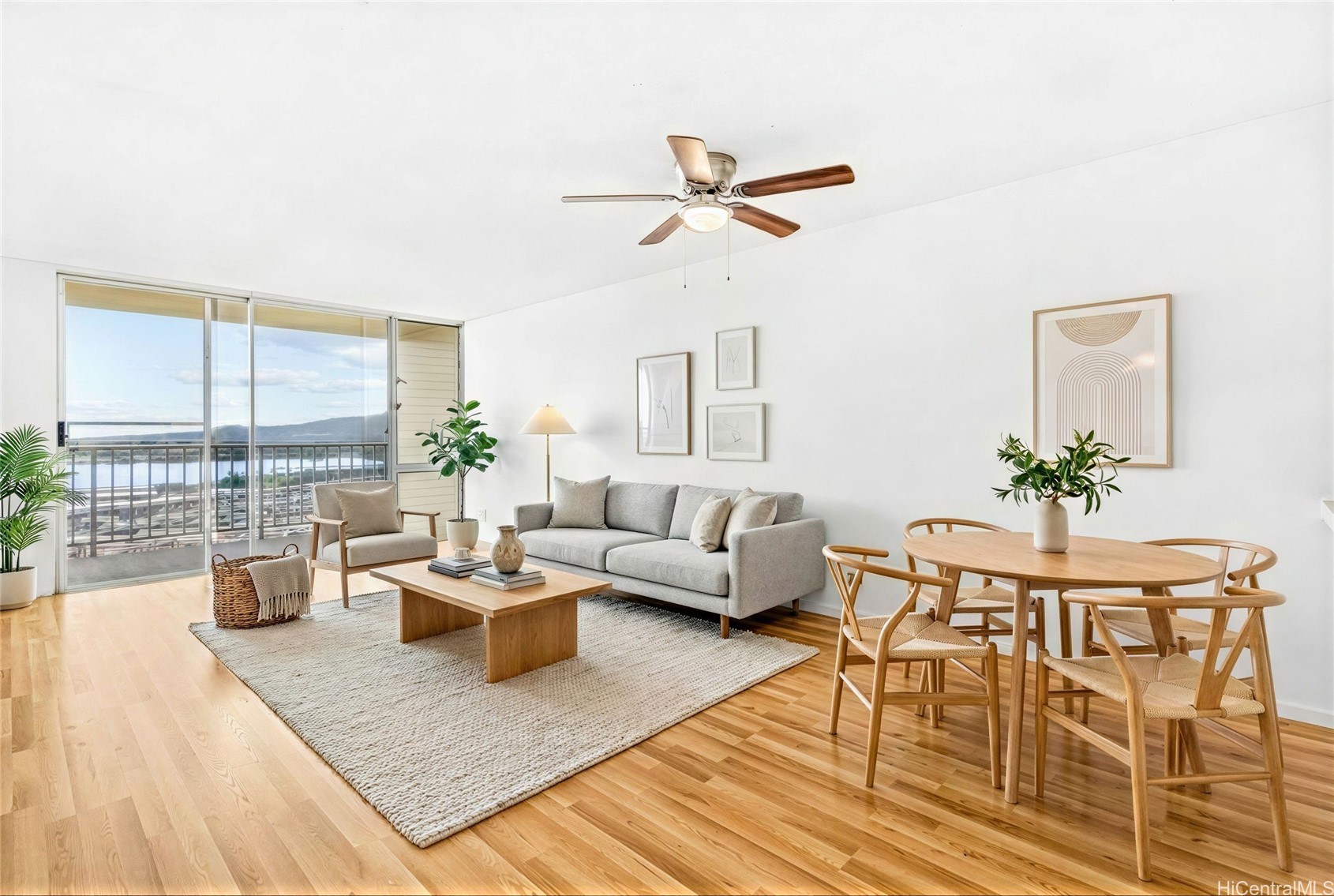 ソルトレイク | 98-099 Uao Place, Aiea, HI 96701