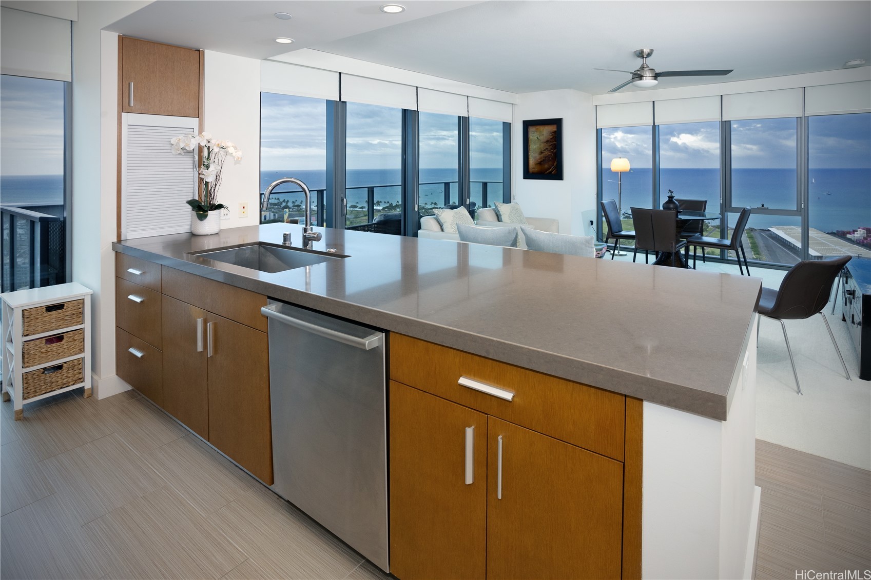 カカアコ・ダウンタウン | 600 Ala Moana Boulevard, Honolulu, HI 96813