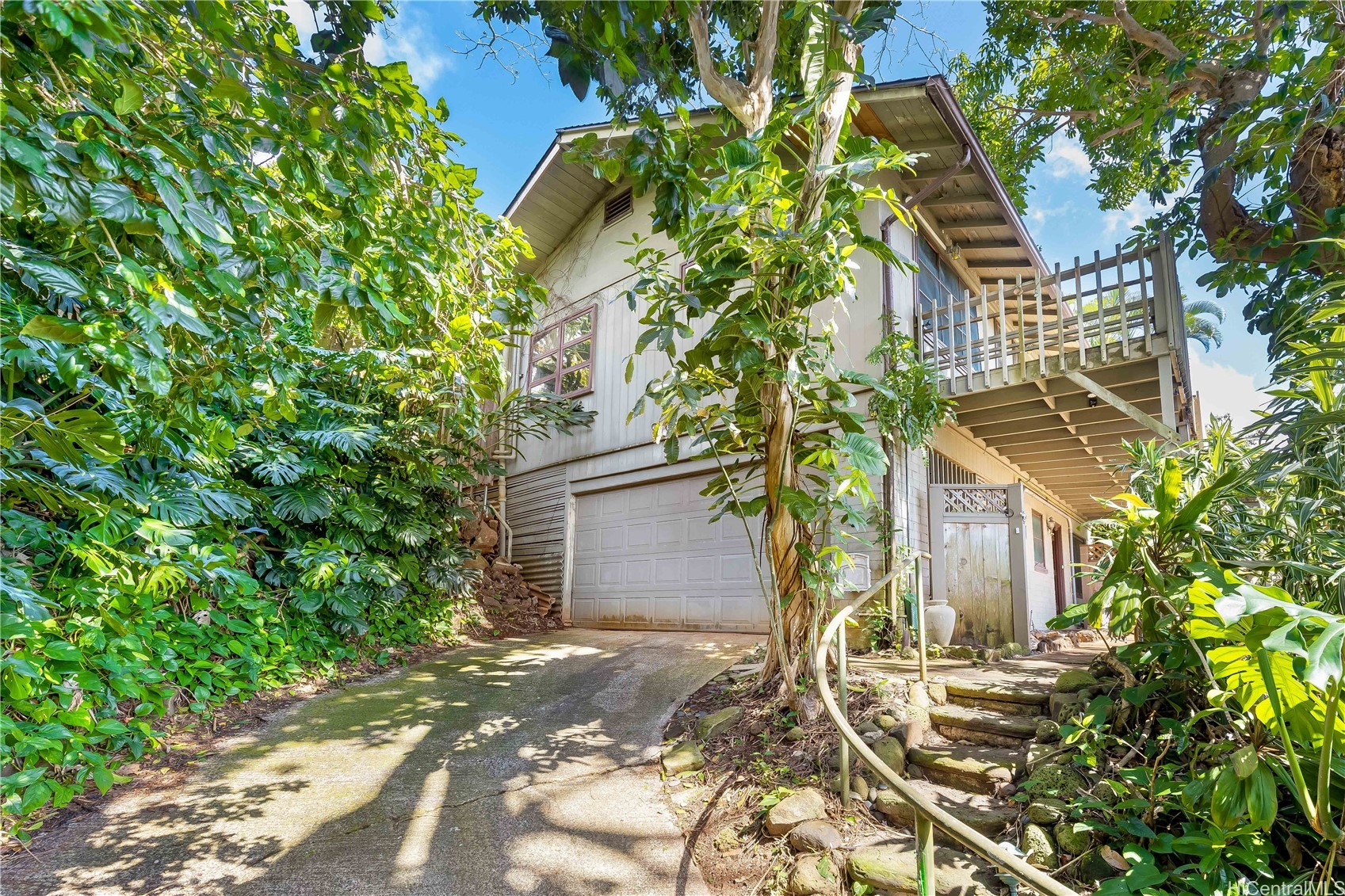 カハラ・ワイアラエ | 4752 Matsonia Drive, Honolulu, HI 96816