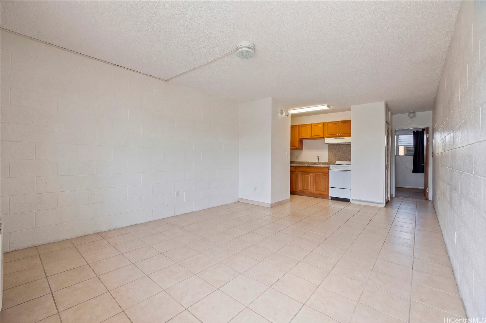 ソルトレイク | 98-142 Lipoa Place, Aiea, HI 96701