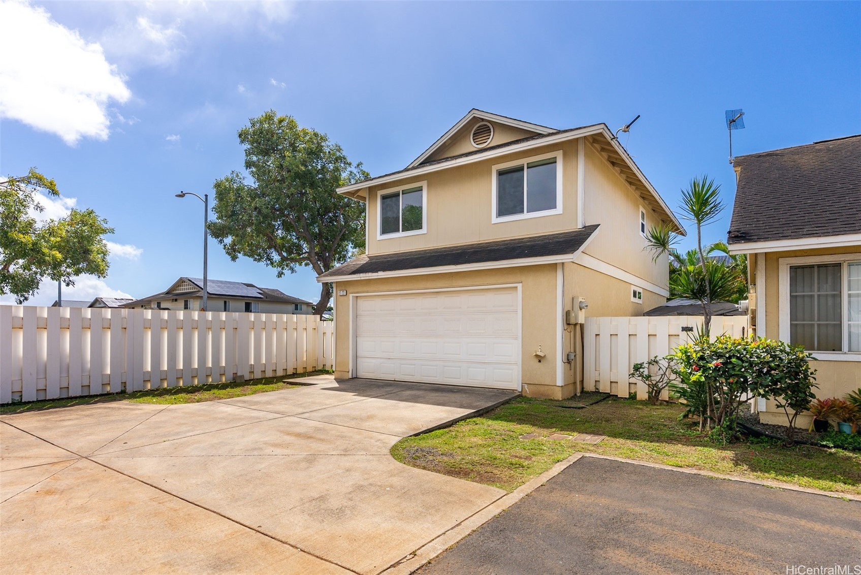 エバ | 91-213 Ike Place, Ewa Beach, HI 96706