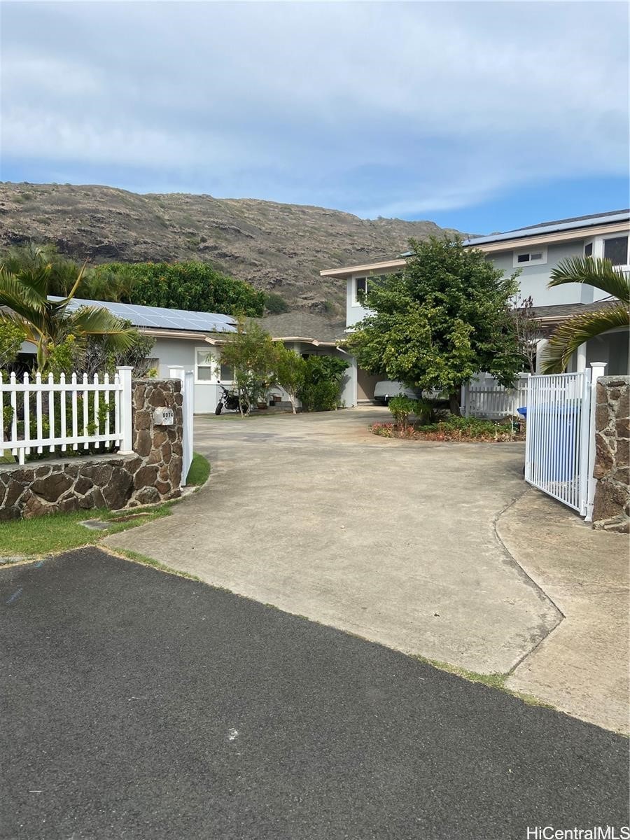 カハラ・ワイアラエ | 6074 Keoki Place, Honolulu, HI 96821