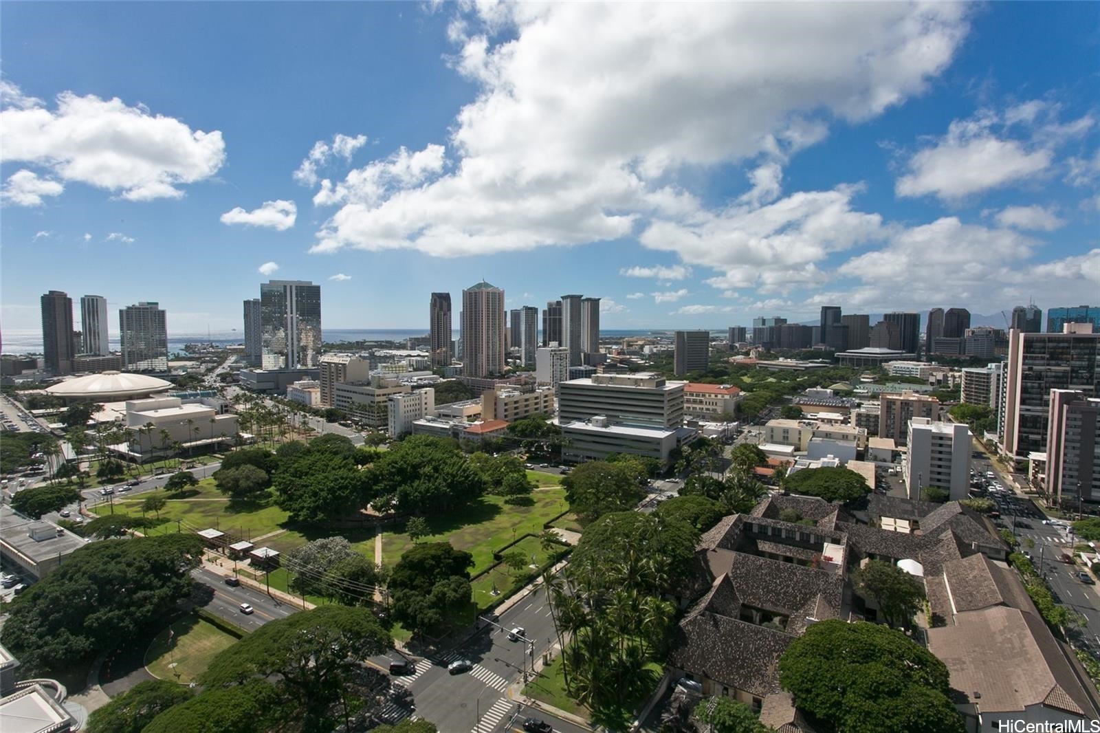 1221 Victoria Street, Honolulu, HI 96814
