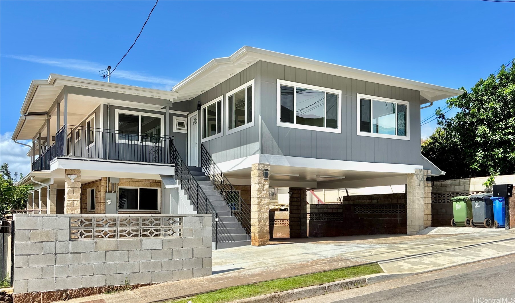 1032 Maluna Street, Honolulu, HI 96818