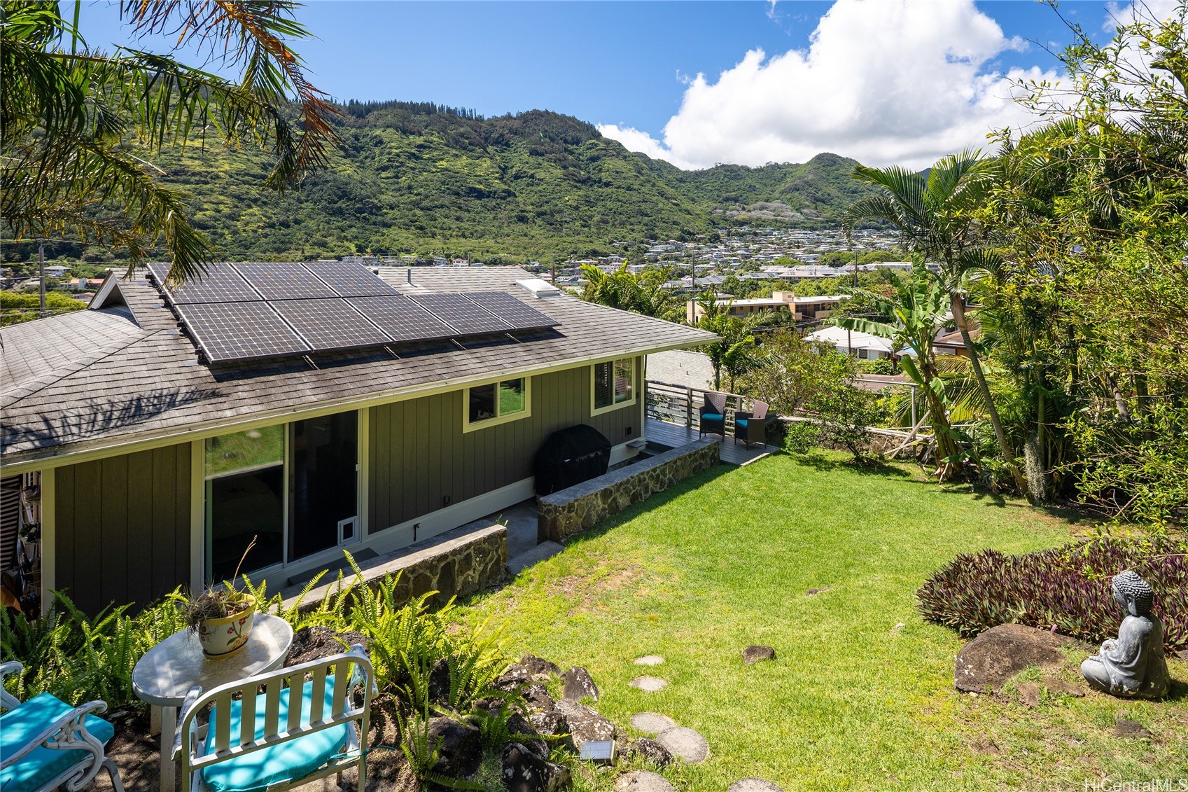 カハラ・ワイアラエ | 2123 10th Avenue, Honolulu, HI 96816